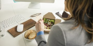 Bad Food Habits and Ways To Rectify