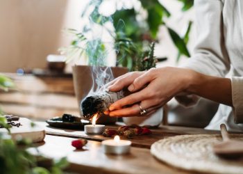 Reiki: Understanding the Benefits of Energy Healing