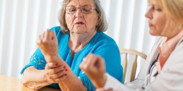 Rheumatoid Arthritis: New Treatments and Lifestyle Adjustments