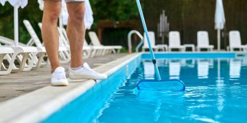 Maintaining Healthy Swimming Pool Hygiene