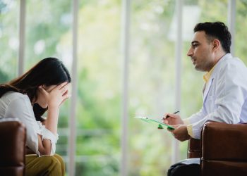 Navigating Bipolar Disorder Symptoms, Impact & Coping Strategies