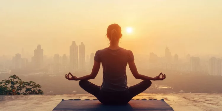The-Holistic-You-A-Complete-Guide-to-Mind-Body-Well-being