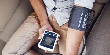 10-Everyday-Lifestyle-Habits-That-Reduce-Your-Risk-of-Chronic-Diseases