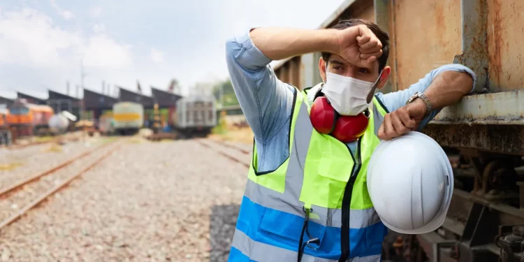 How Climate Conditions Affect Occupational Safety in Outdoor Jobs